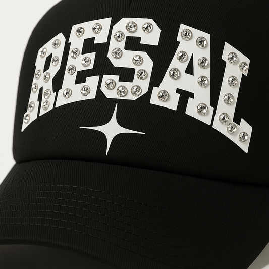 Essential - Black On White