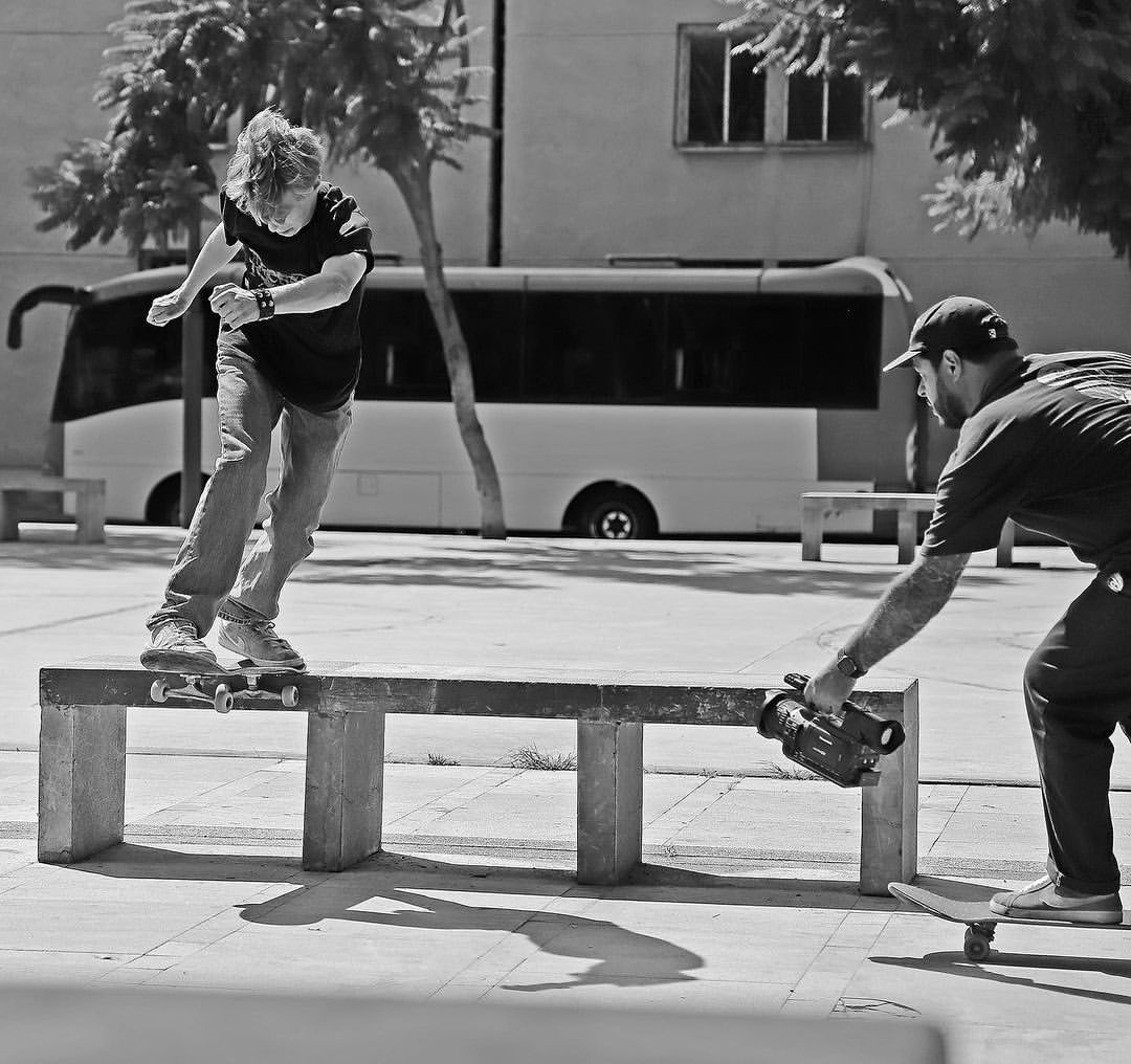 Skater de RESAL en sesión