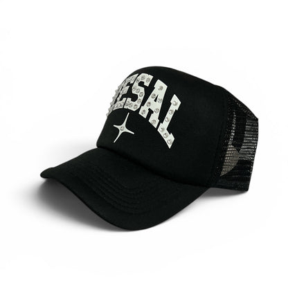 Essentials trucker hat black