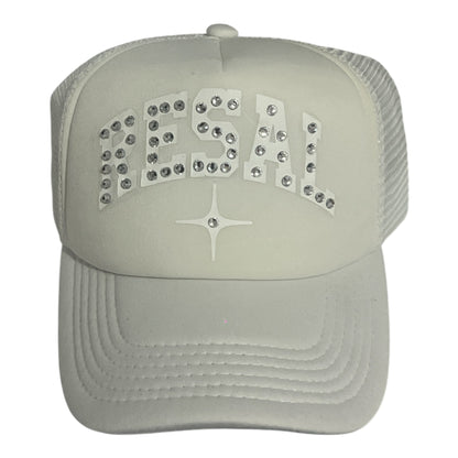 Essentials trucker hat white