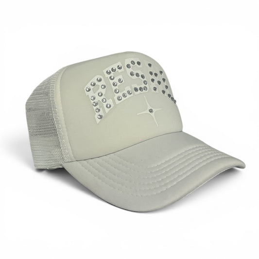 Essentials trucker hat white