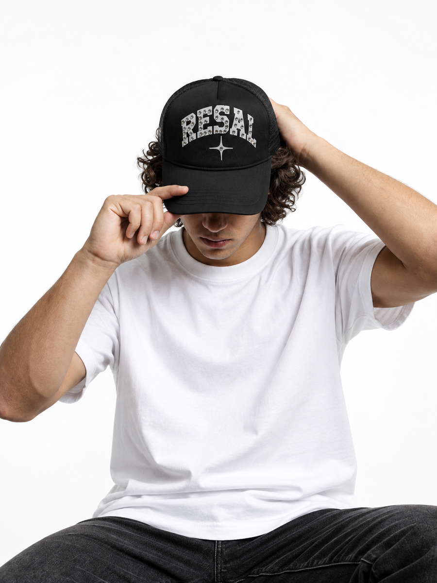 Essentials Black en uso