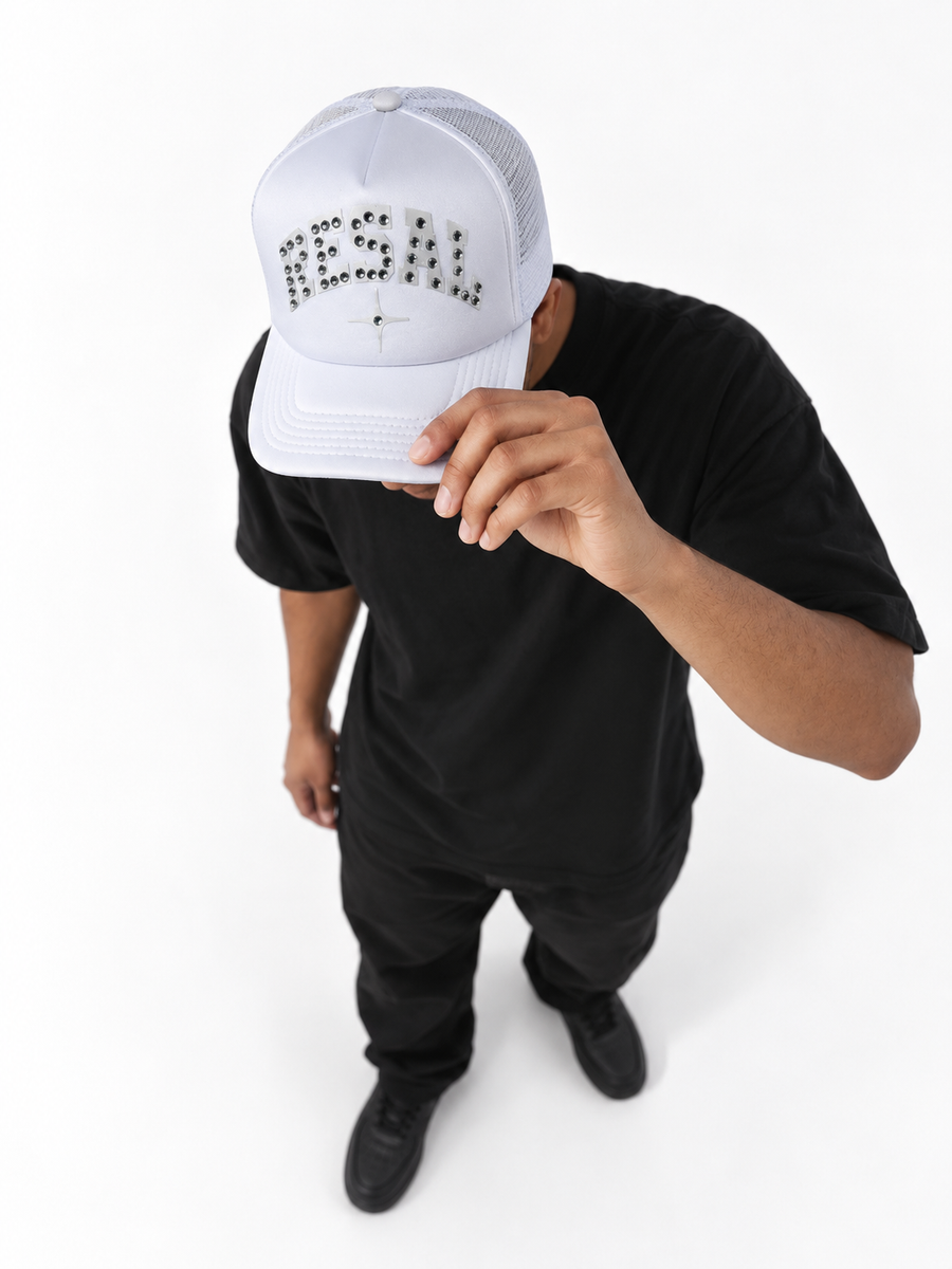 Essentials  White en uso
