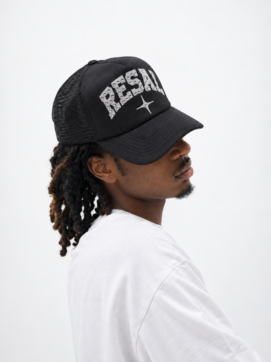 Essentials Black en uso
